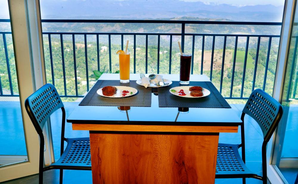 10 Degrees North By Avni Holidays