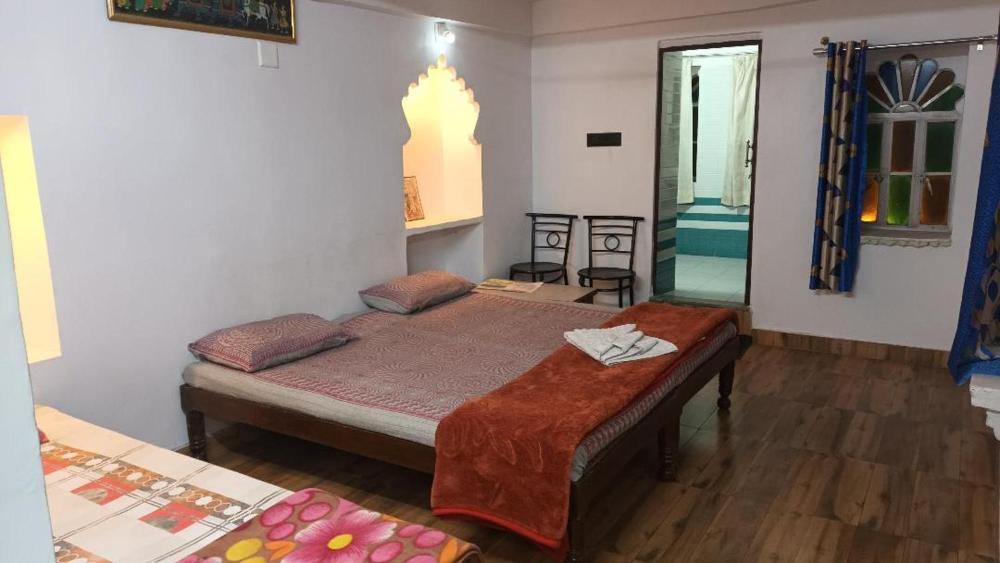 Jag Niwas Guest House