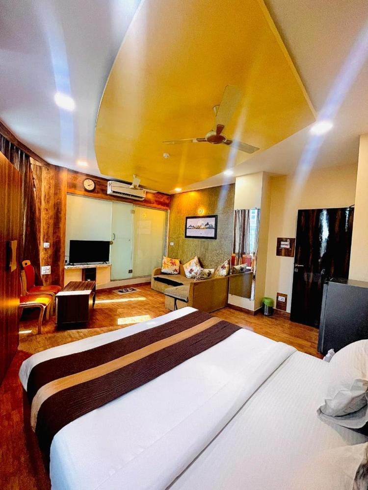 Goroomgo Avirahi Mumbai
