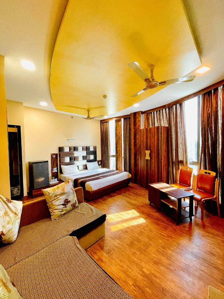 Goroomgo Avirahi Mumbai