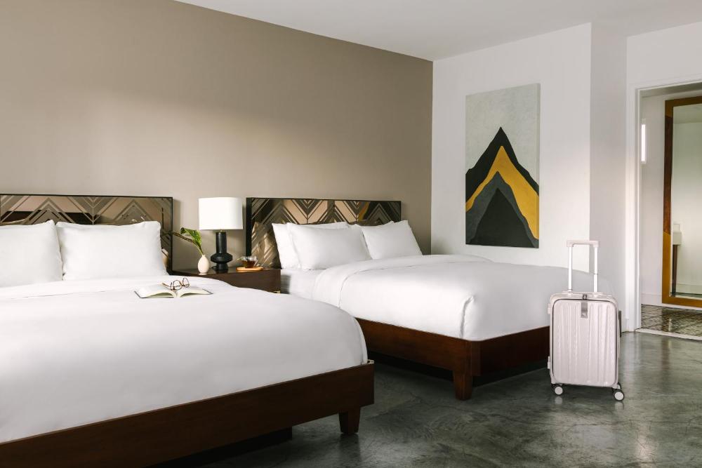 Photo - The V powered by Sonder