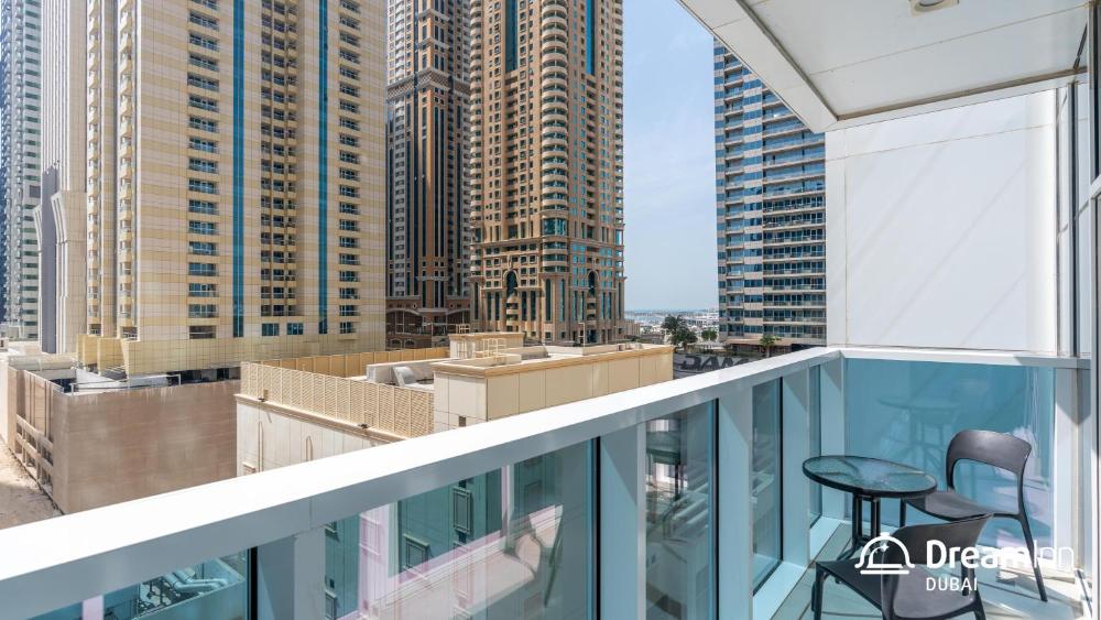 Dream Inn Apartments - Marina Arcade Tower