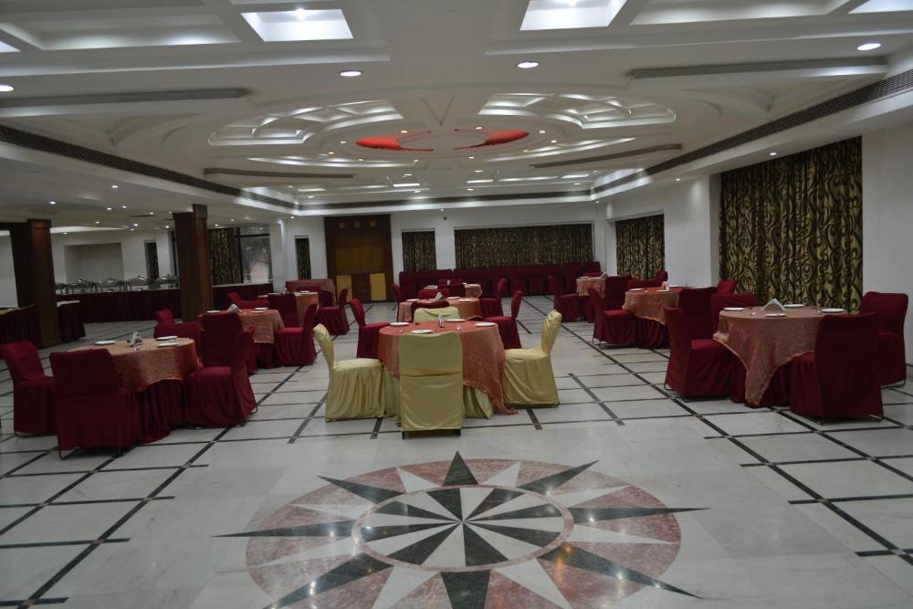 Sobti Continental Bareilly Hotel