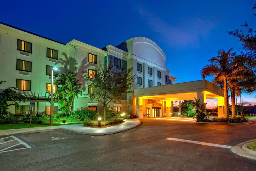 Photo - SpringHill Suites by Marriott Naples