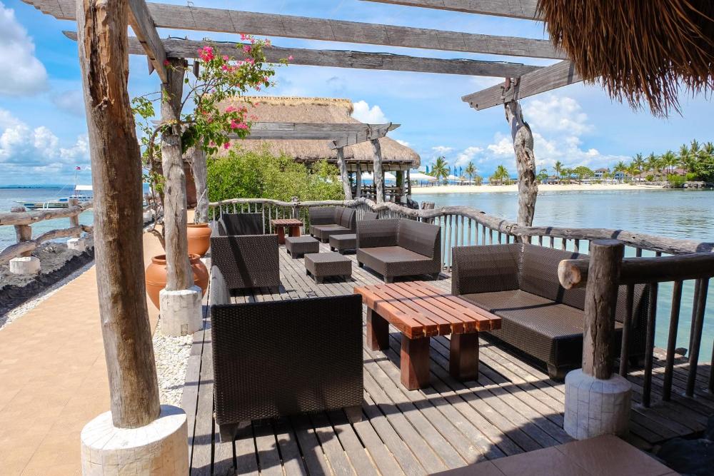 블루워터 마리바고 비치 리조트 (Bluewater Maribago Beach Resort)