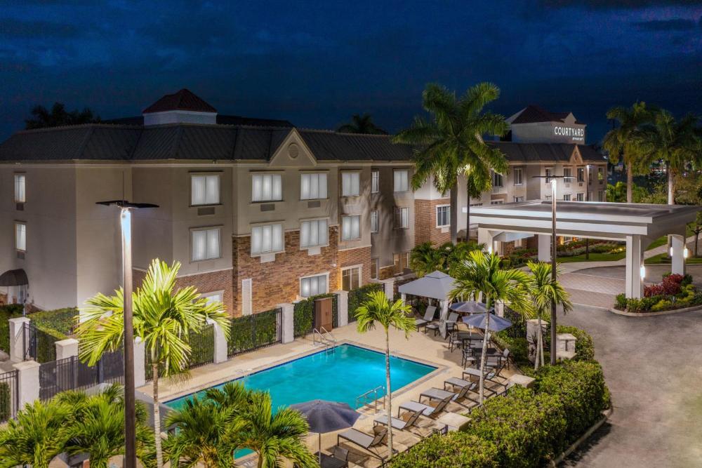 Photo - Courtyard by Marriott Sarasota at University Town Center