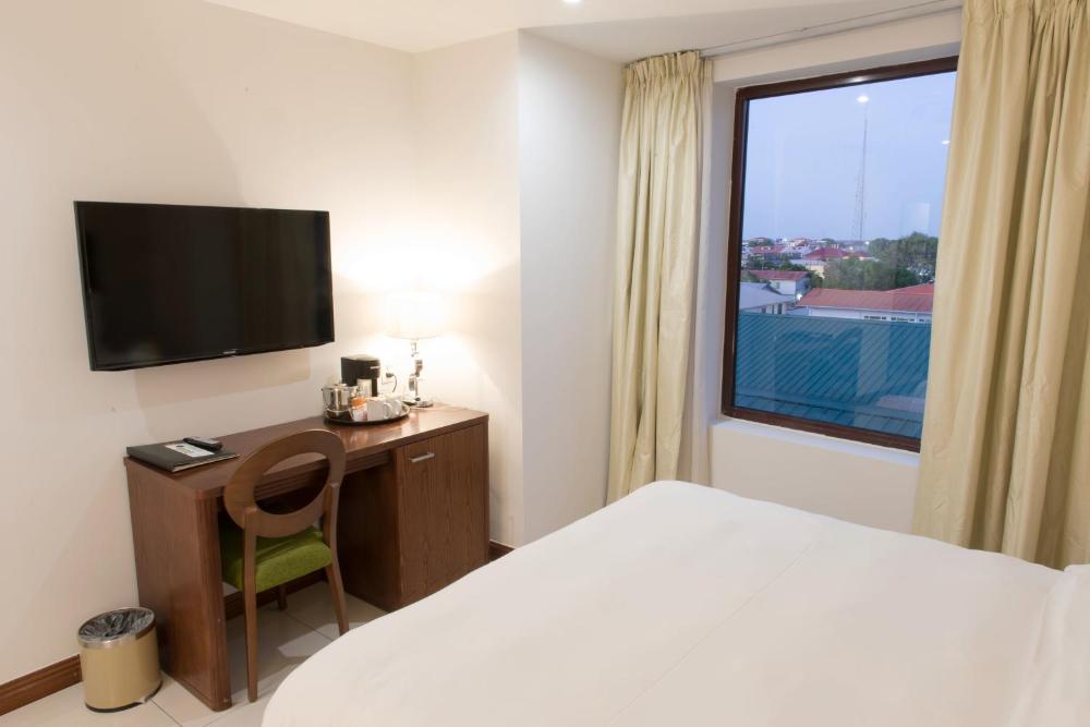 Room image 5