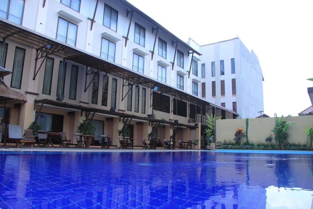 Foto - Grand Santhi Hotel