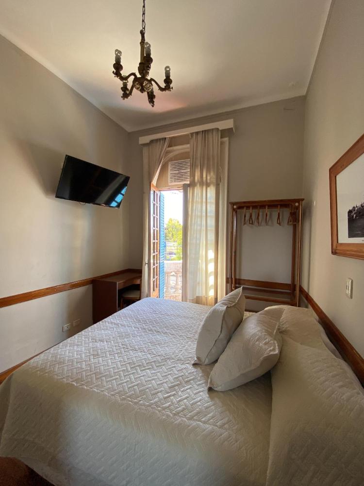 hotel vicente lopez