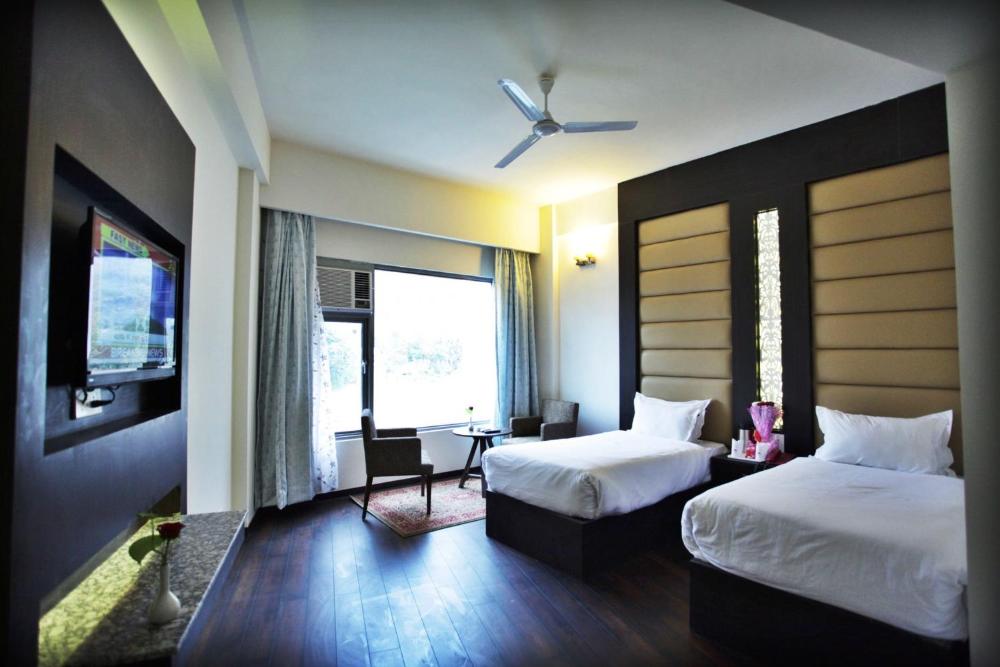 Lemon Tree Hotel Katra Prices Photos Reviews Address India - 