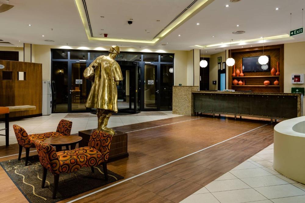 Foto - Protea Hotel by Marriott Ikeja Select