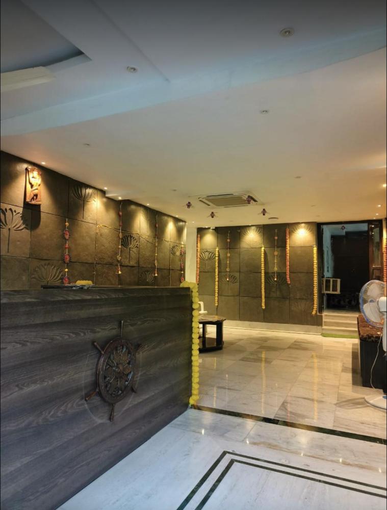 Hotel Rani Palace