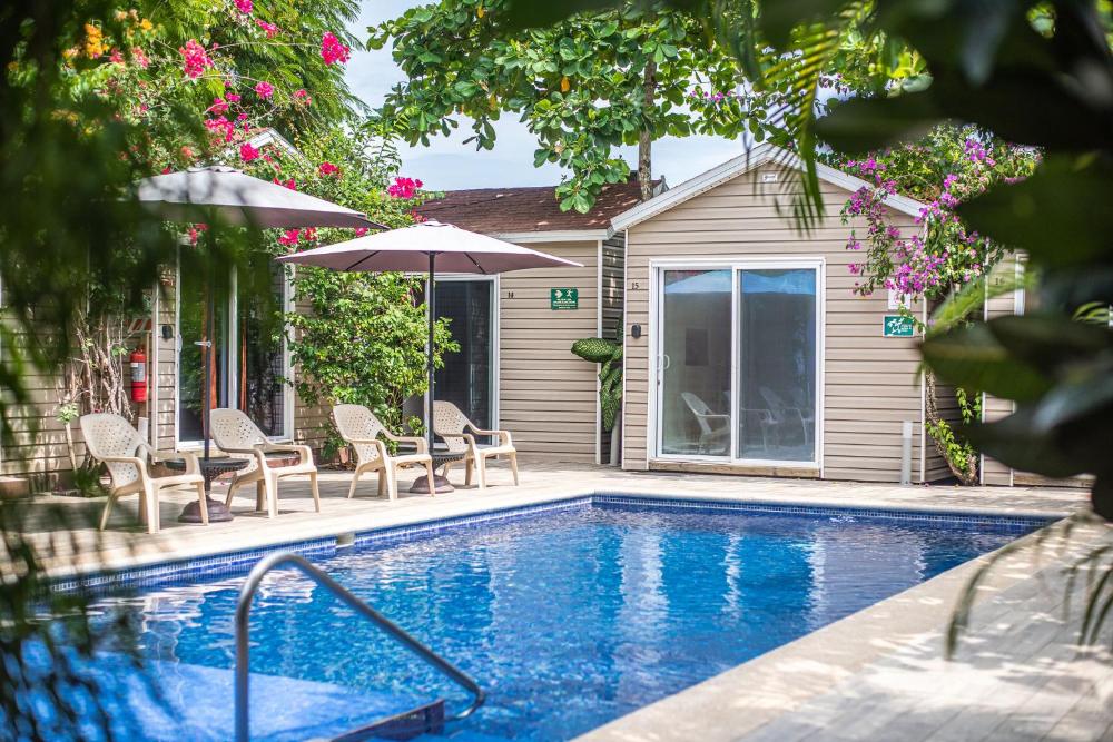 jaco lodge adults only