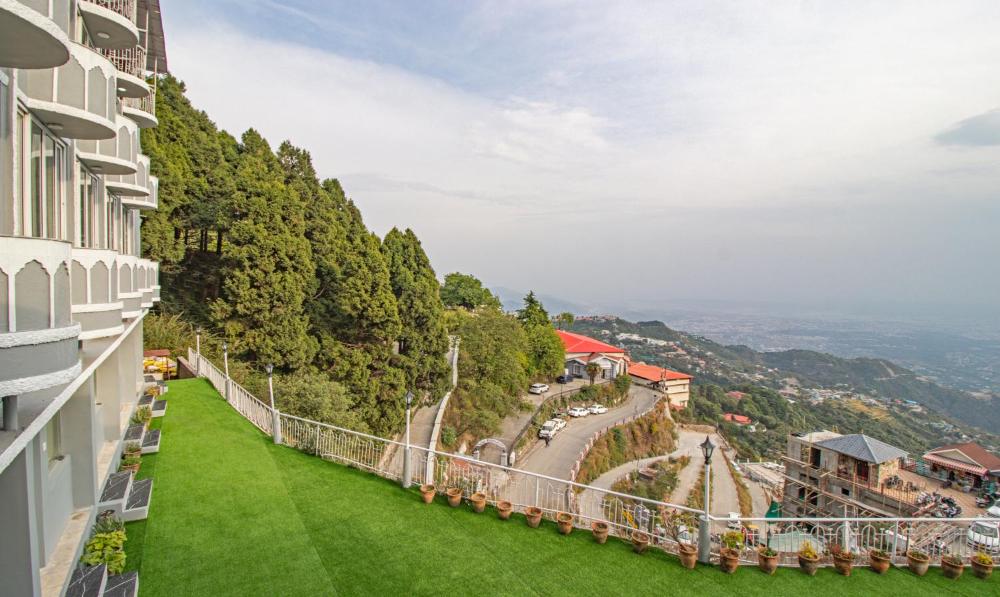 Clifton Raj by StayApart, Mussoorie