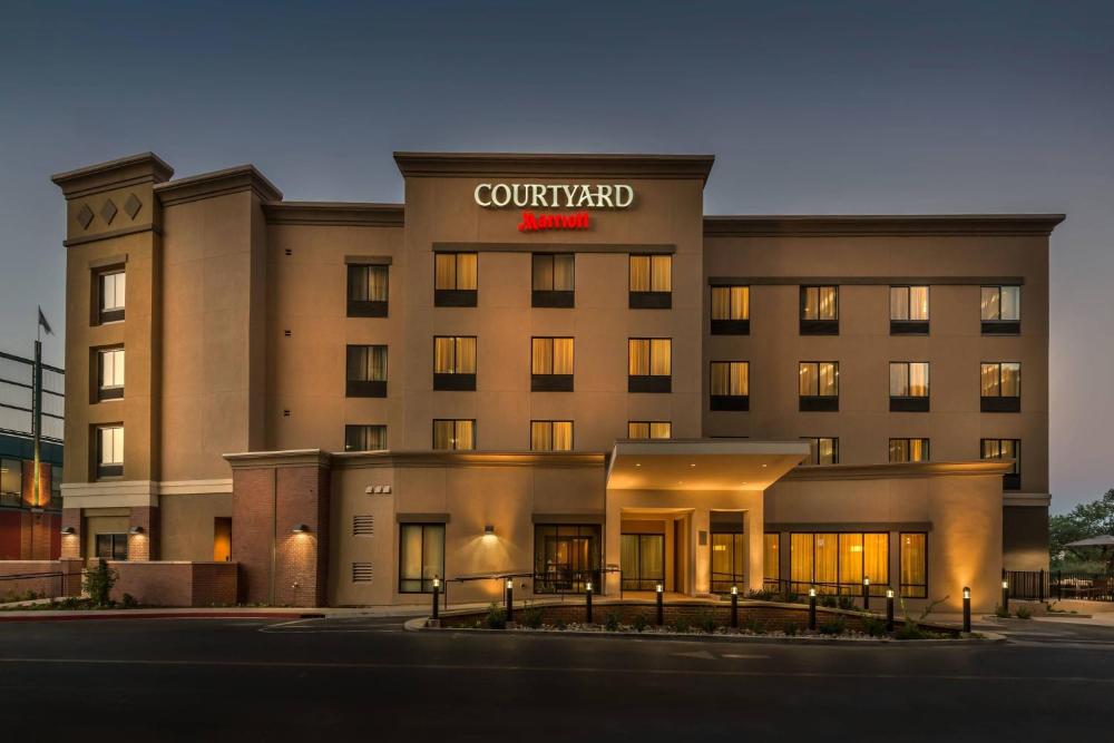 Photo - Courtyard by Marriott Reno Downtown/Riverfront