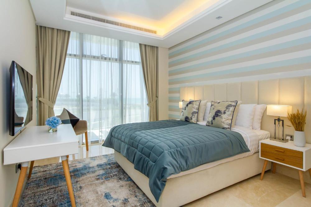Bespoke Holiday Homes - Palm Jumeirah- 2 Bedroom Sea View with Pool & Beach Access, The 8