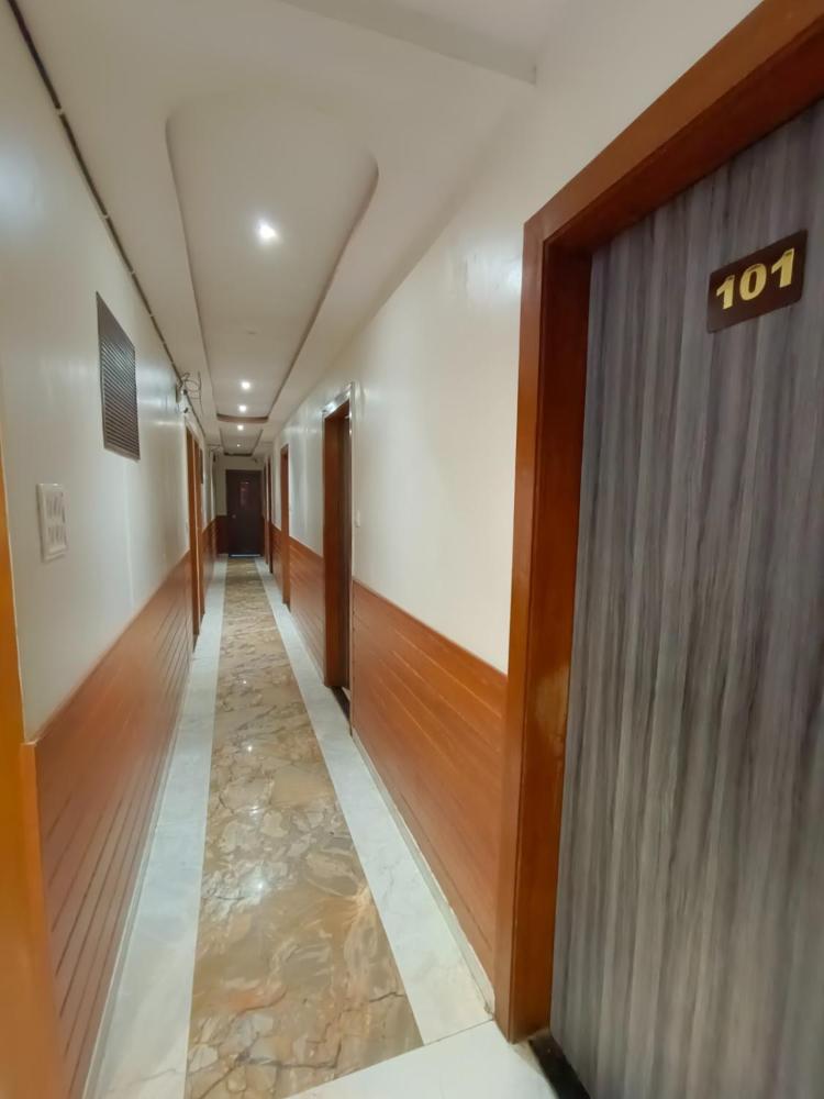 Hotel O Golden Arch