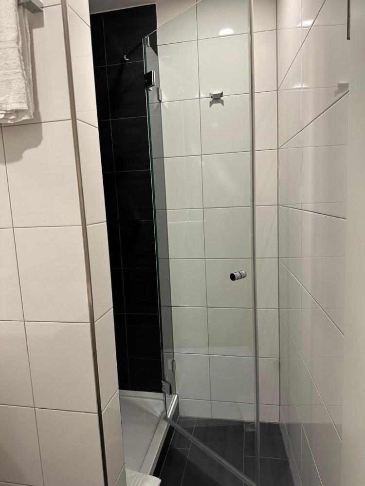 Room image 5