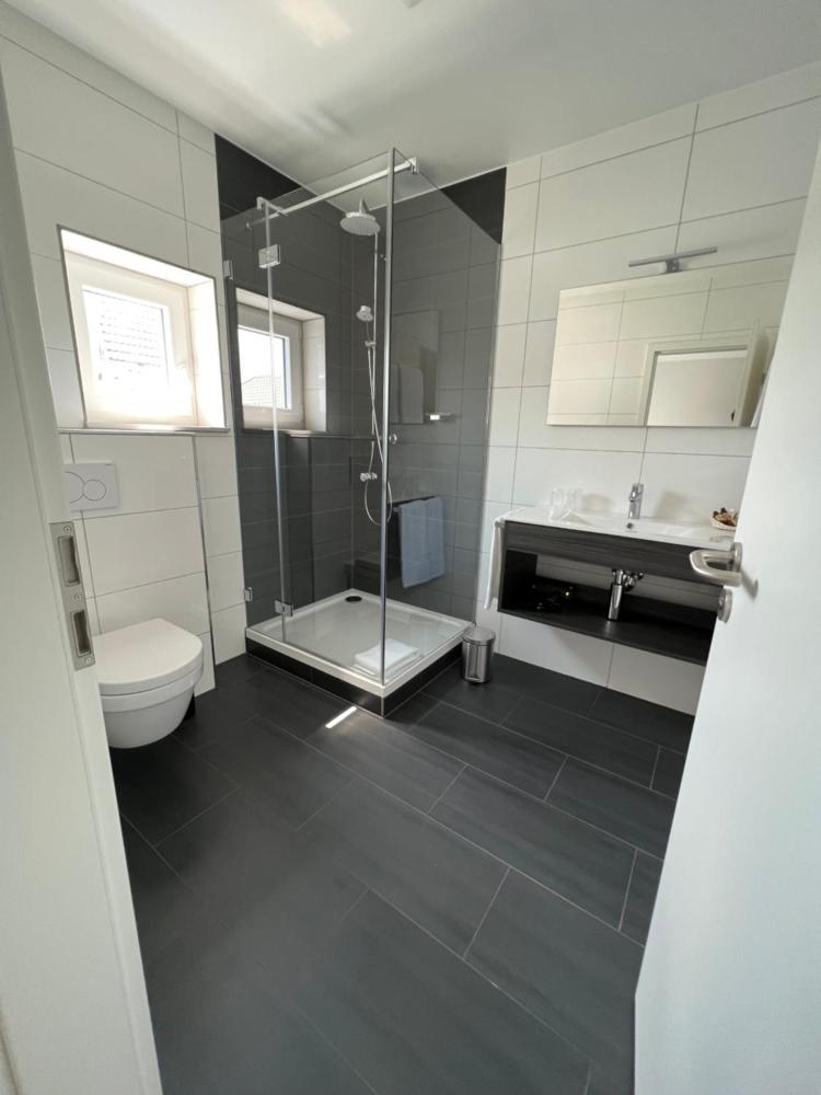 Room image 5