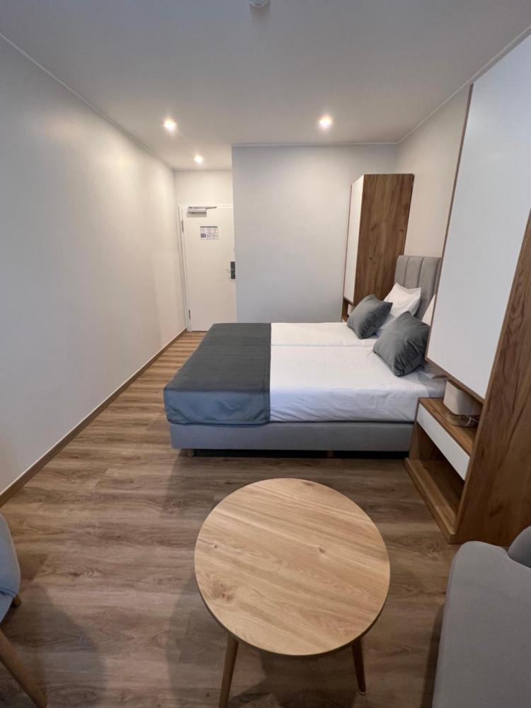 Room image 2