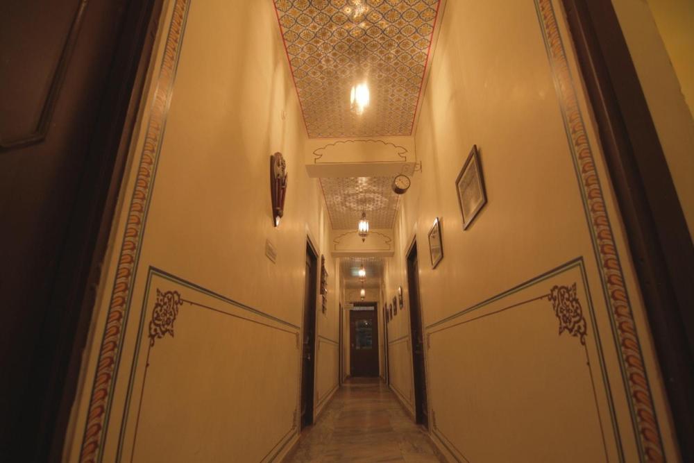 Vinayak Guest House