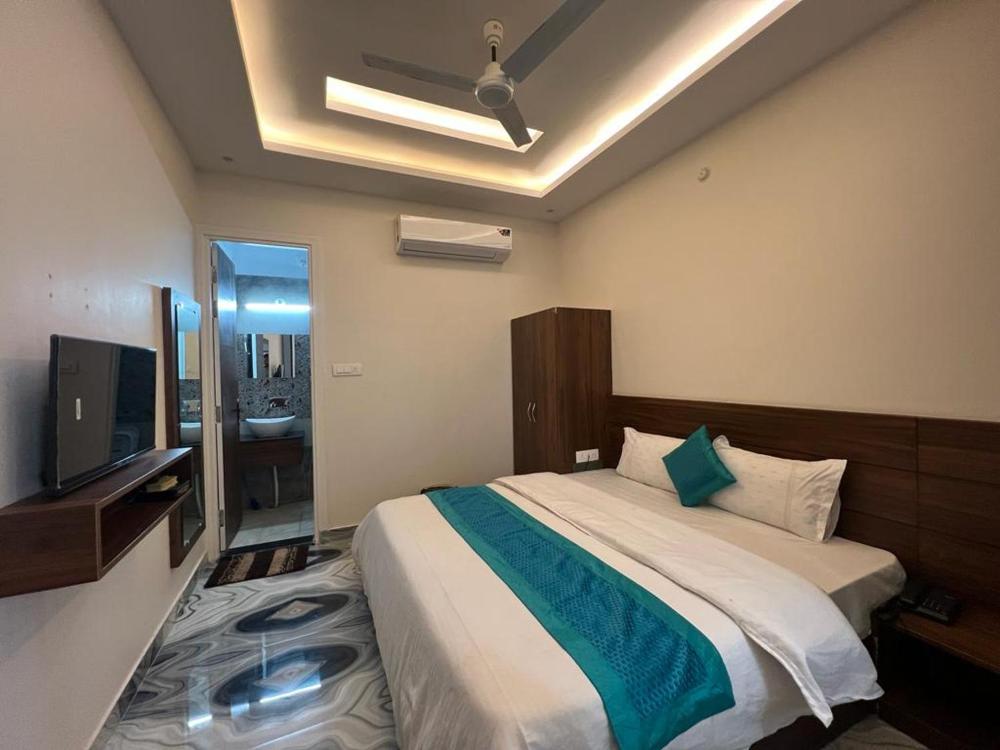 Hotel Yog Safari