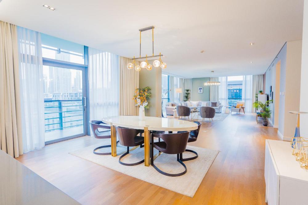 Nasma Luxury Stays - City Walk Building 5