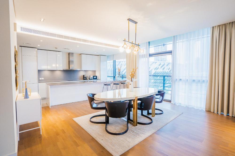 Nasma Luxury Stays - City Walk Building 5