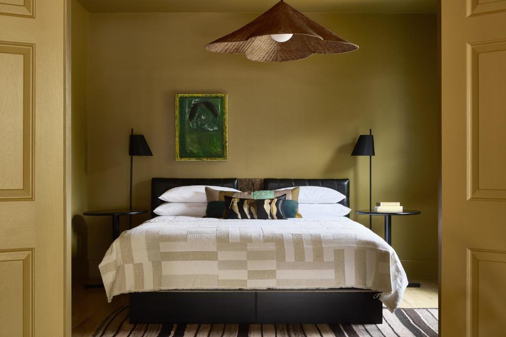Room image 5