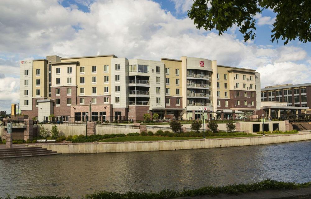 Photo - Hilton Garden Inn Sioux Falls Downtown