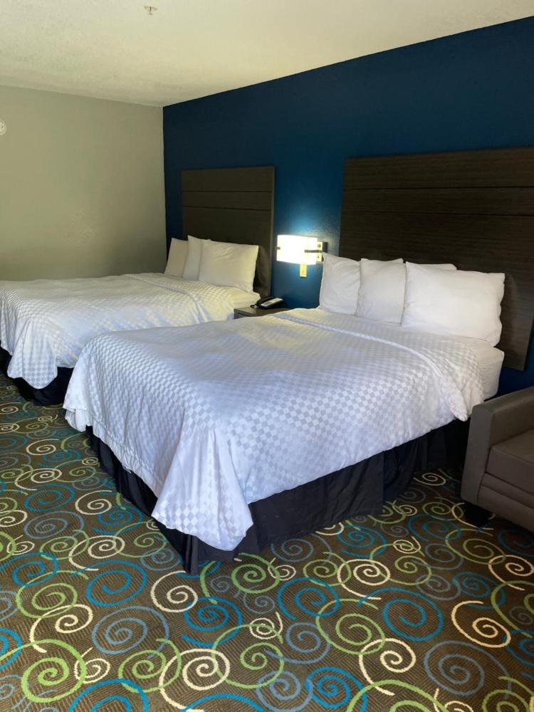 Room image 3