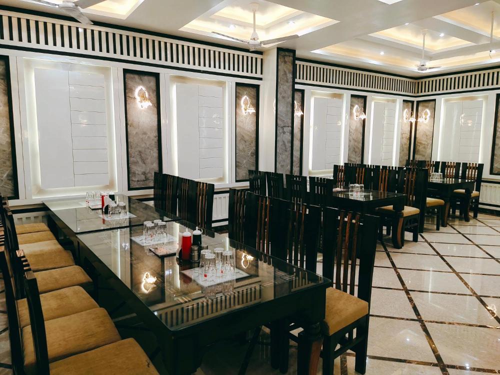 Hotel The Shree Jee Place