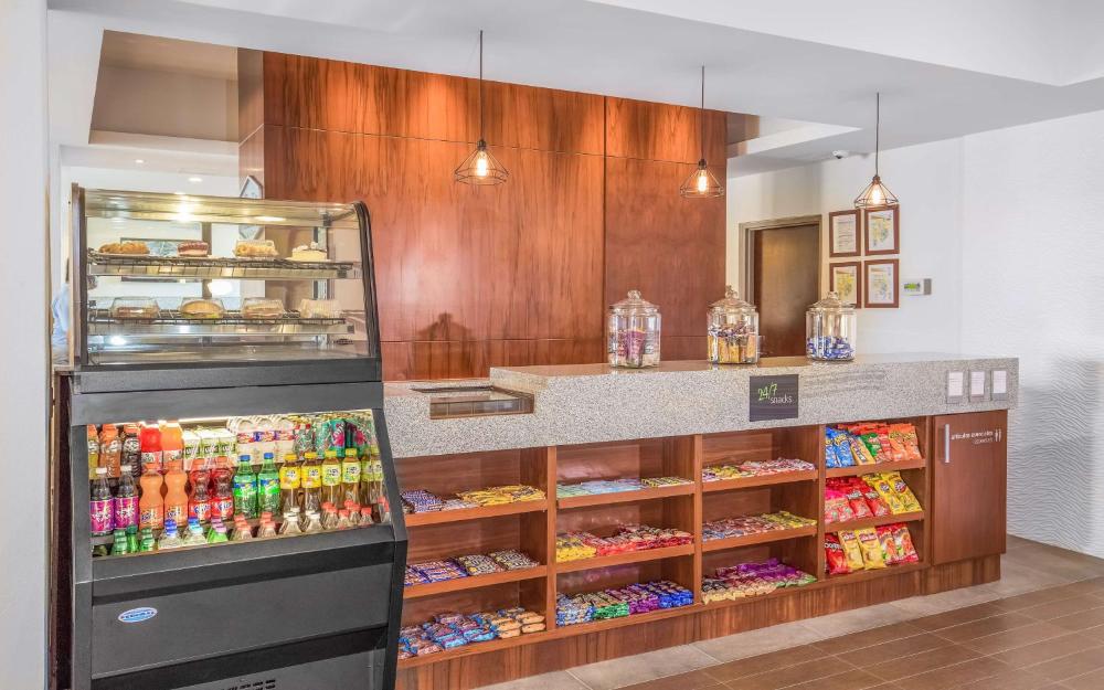 hampton inn and suites by hilton los cabos