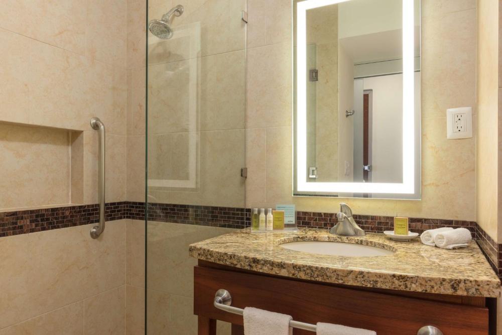 hampton inn and suites by hilton los cabos