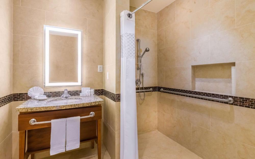 hampton inn and suites by hilton los cabos