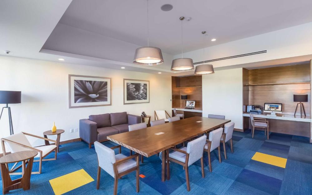 hampton inn and suites by hilton los cabos