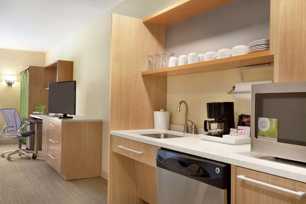 Room image 3
