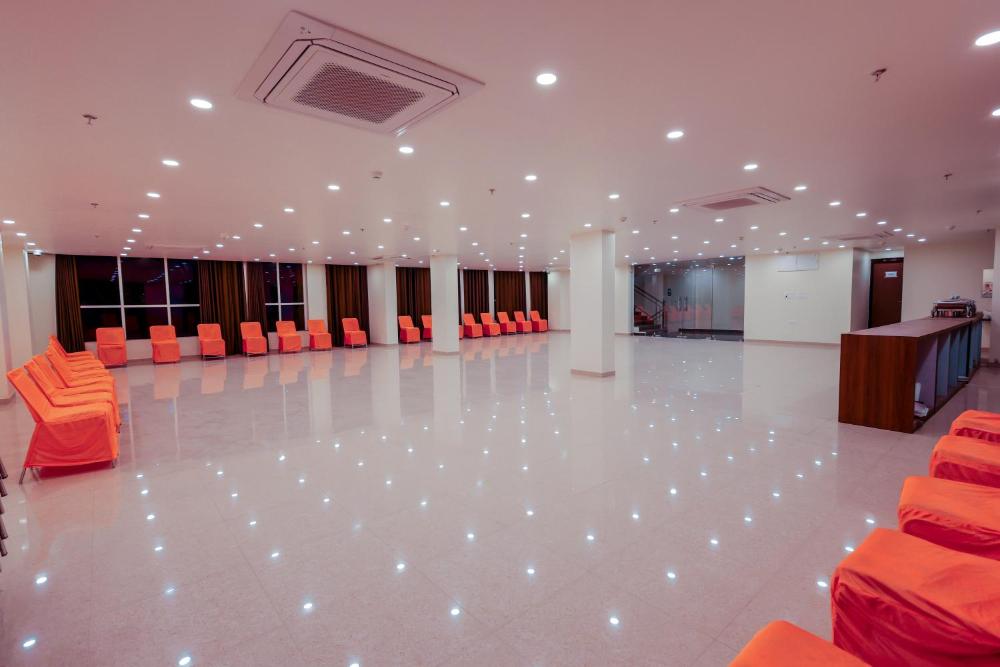 Hotel Lalita palace