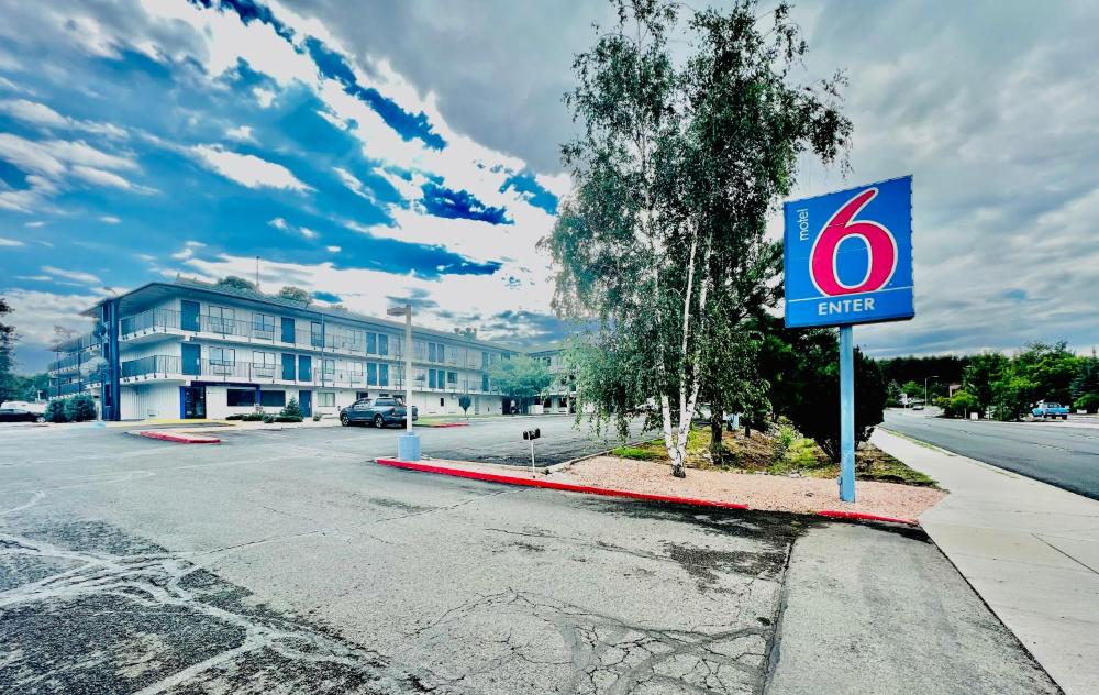 Foto - Motel 6-Flagstaff, AZ - West - Woodland Village