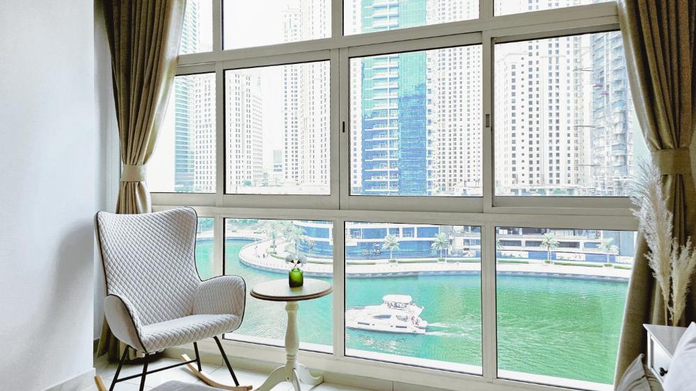 Serene 1BR with Stunning Marina Views @DubaiMarina