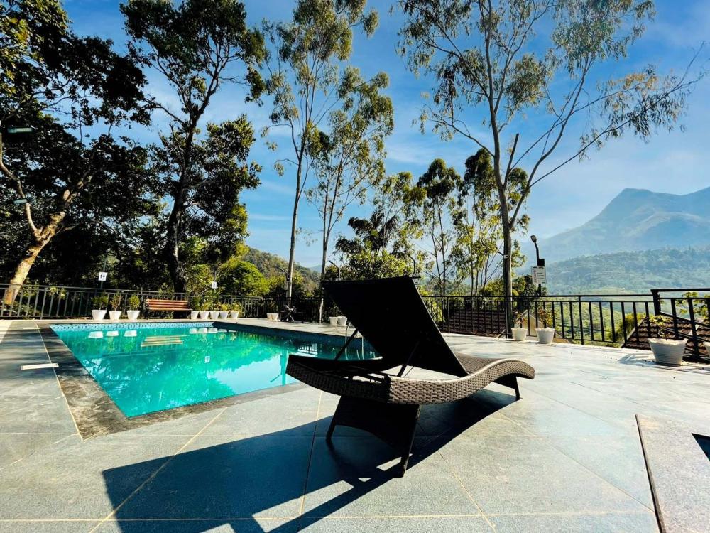Dazzle Villa Resort
