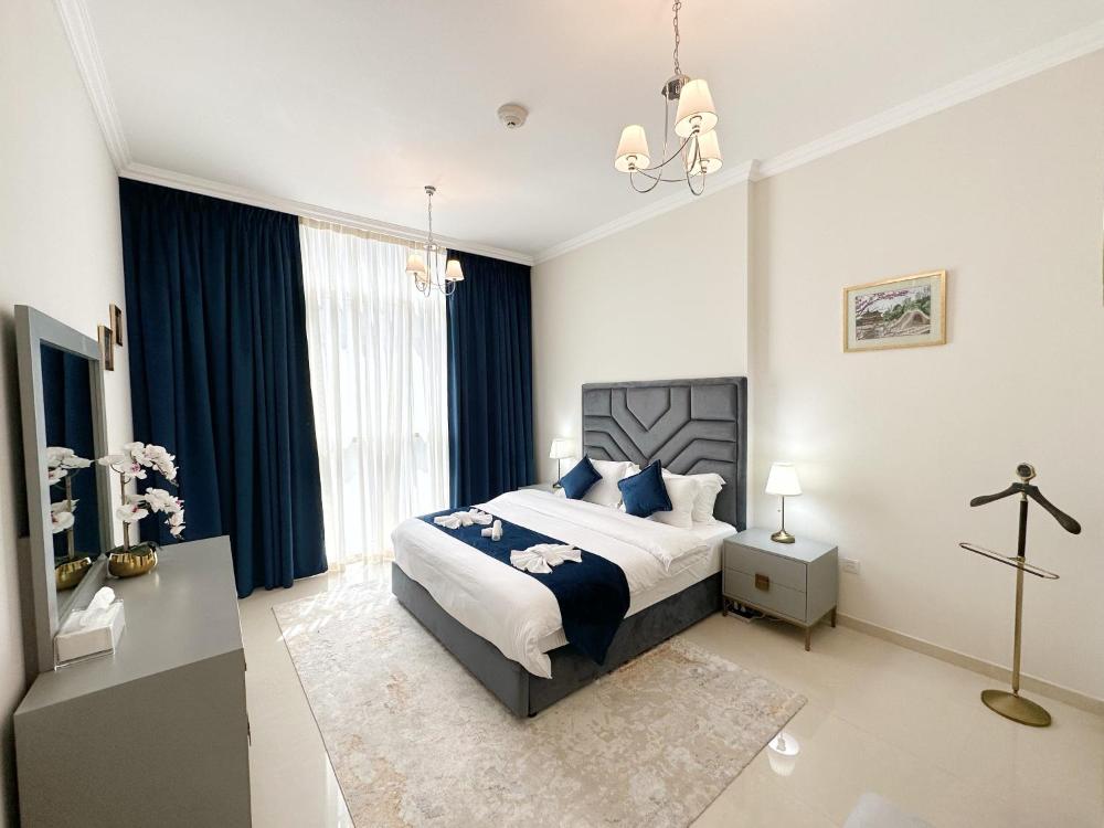 Dunya Tower Luxury and 2 min walk to Dubai Mall and Burj Khalifa in heart of Downtown