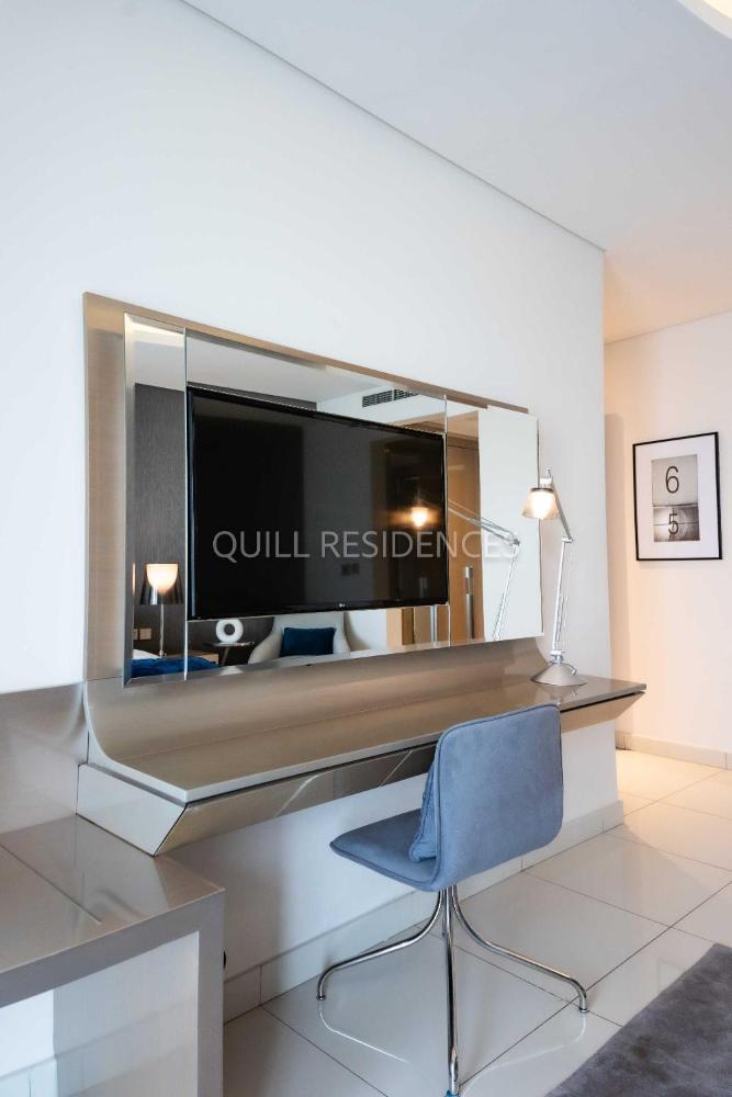 Quill Residence at Paramount Towers 3 BR Creek View