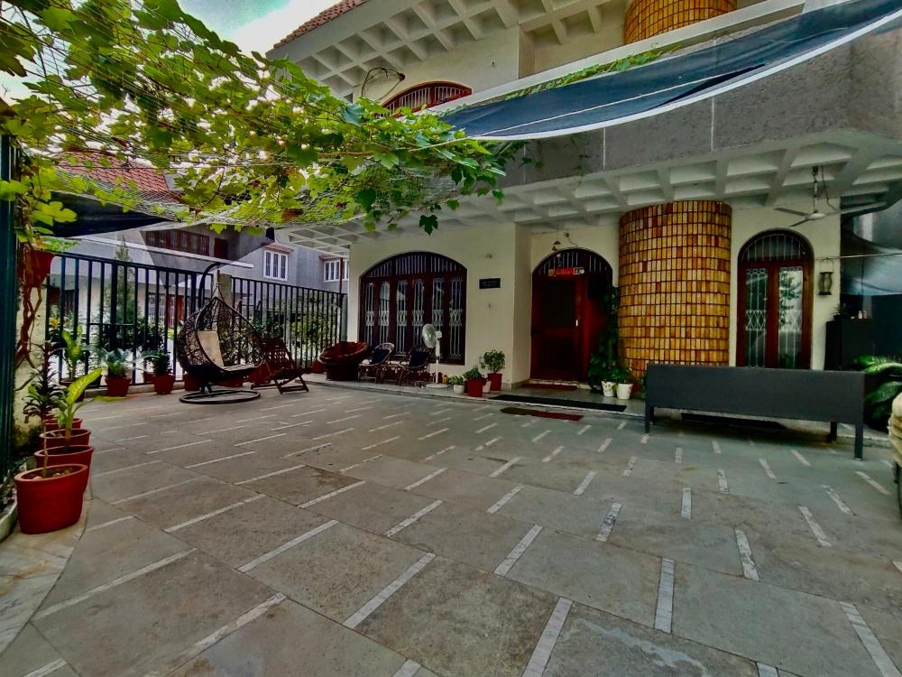UVs homestay