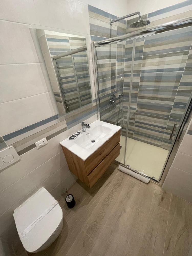 Room image 5