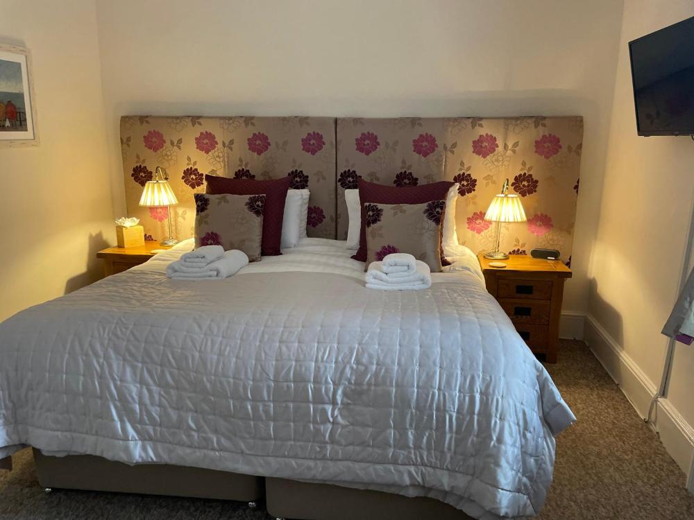 Room image 3