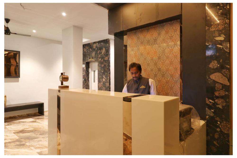 Hotel Jay Palace Inn, Solapur 