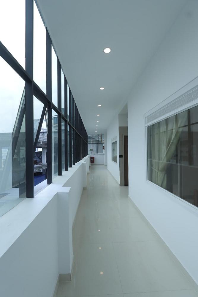 Hotel Dream Suite, Kattappana