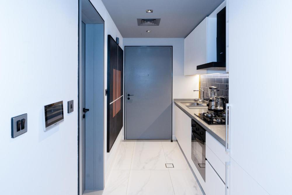 Lux Studio in Downtown, 5 mins to Burj Khalifa & Dubai Mall - MAG318