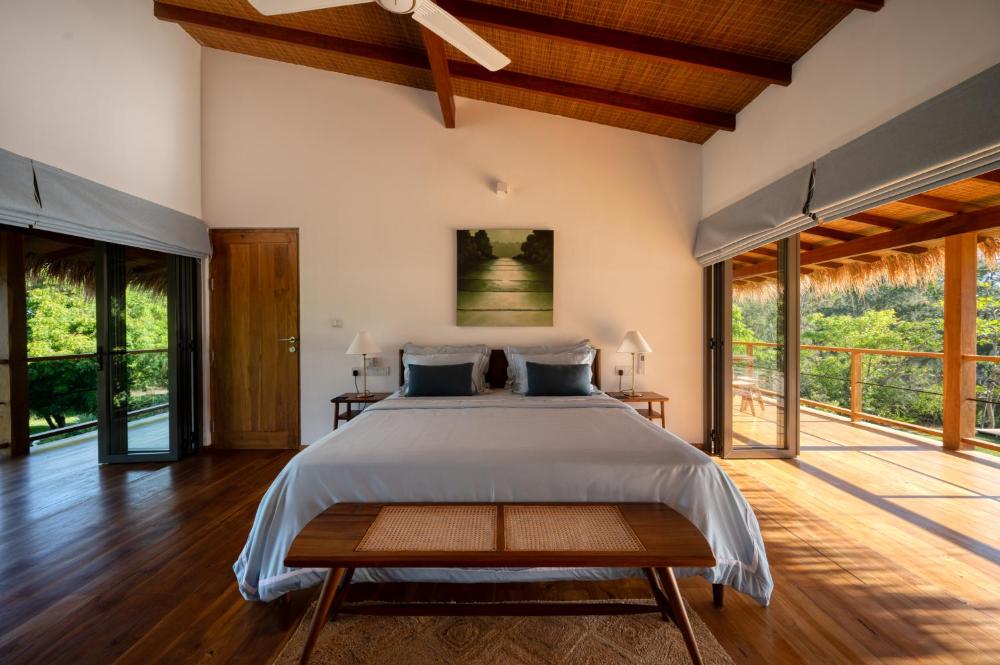 niketh villa komari arugambay